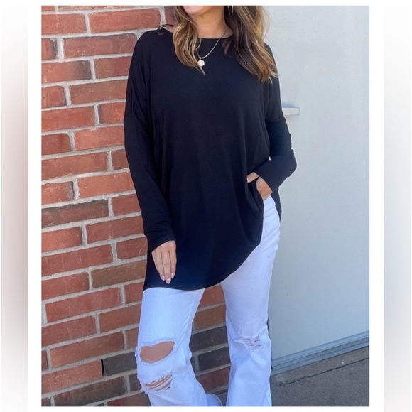 NWT Drop Shoulder ROUND NECK SIDE SLITS HI-LOW HEM GRAY TOP Oversized Sz M - Picture 4 of 10